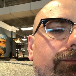 Meet your Posher, Cory